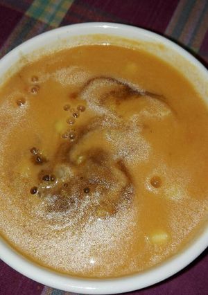 Una foto de Gazparejo con vinagre de Módena (ingredientes de gazpacho con textura de salmorejo)