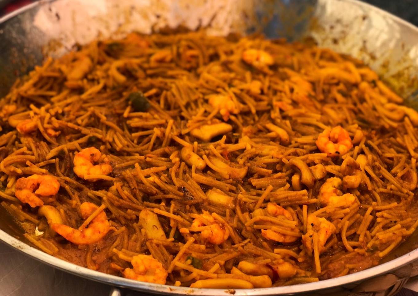 Fideua de gamba roja y calamar 🦑