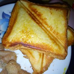 Chicken skin toast #AuthorMarathon A picture of Chicken skin toast #AuthorMarathon.