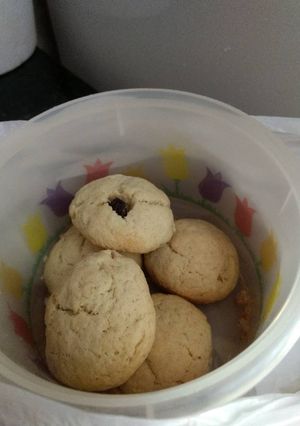 Una foto de Galletas con nueces y pasas de uva...!!