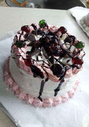 Una foto de Mini Torta Postre!! De Frutos Rojos 🍒