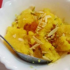 A picture of Instant chana dal halwa.
