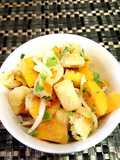 Ensalada fresca de plátano verde y mango