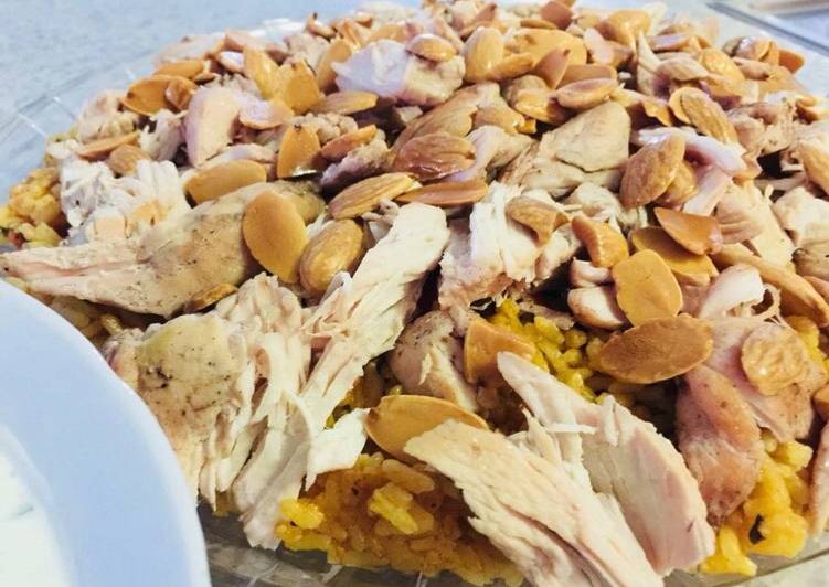 رز على دجاج على الطريقة اللبنانية