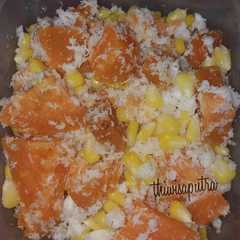 รูปของ Ubi jagung urap