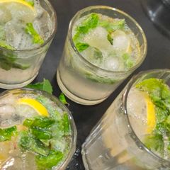 A picture of Mint Lemon Mojito.