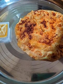 आलू पराठा (aloo paratha recipe in Hindi) रेसिपी मुख्य फोटो