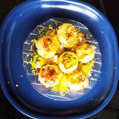 A picture of Bombay Shev Puri.