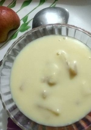 A picture of Apple custard.