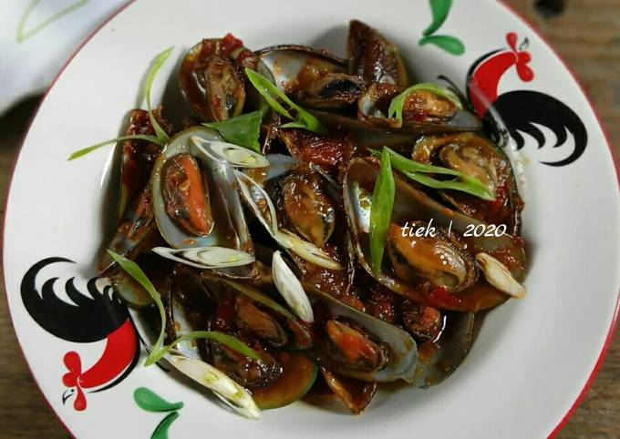 Kerang Ijo Saus Pedas