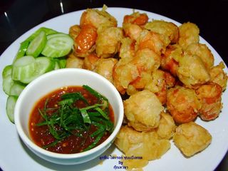 ลูกชิ้น-ใส้กรอก ชุบแป้งทอด