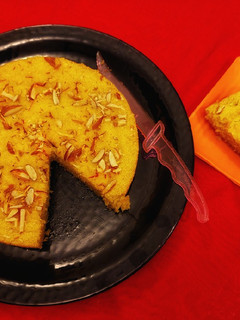 सूजी मैंगो केक(suji mango cake recipe in hindi) रेसिपी मुख्य फोटो
