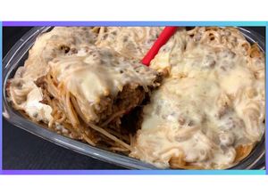 Foto de Macarronada de carne moída com queijo gratinado ao forno