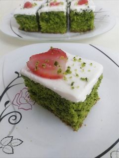عکسی از دستور کیک اسفناج