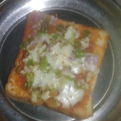 Bread pizza A picture of Bread pizza.