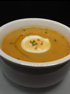 Una foto de Crema de verduras reductora