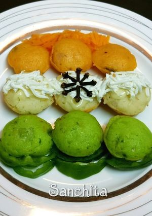 A picture of Tricoloured Suji Mix Veg Appe.