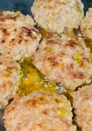 A picture of Chullu kebabs.