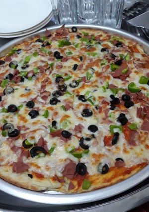 صورة لوصفة بيتزا 💖💖😋