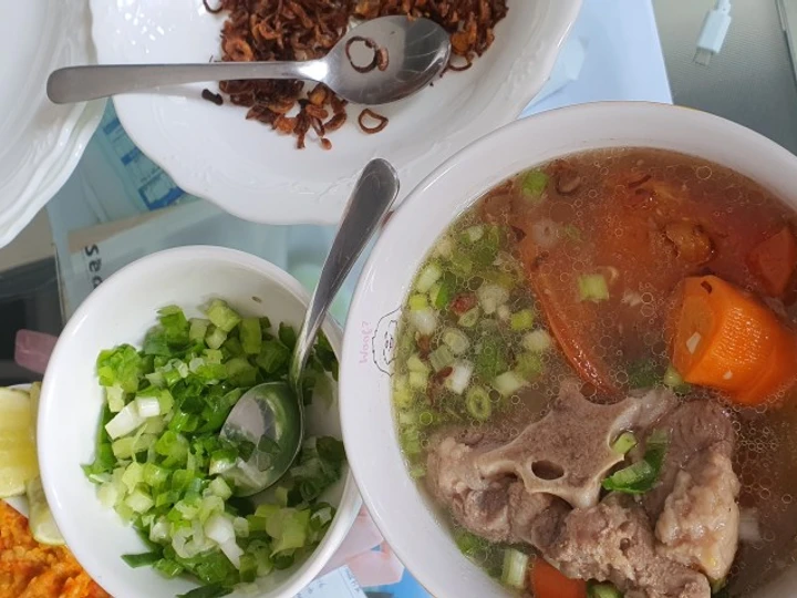 Cara Mudah Membuat Resep Oxtail Soup / Sop Buntut yang Bikin Ngiler