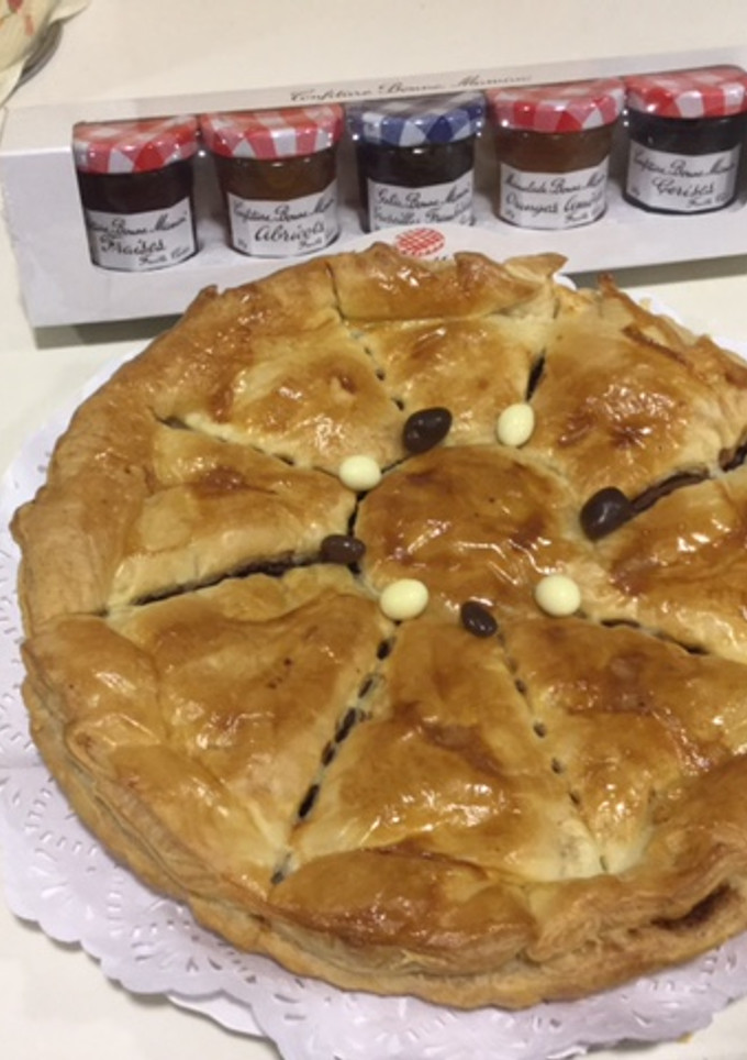 Una foto de Napolitana gigante