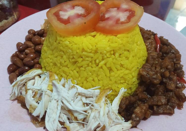 Nasi Kuning