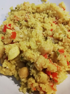 Una foto de Cous cous de pollo