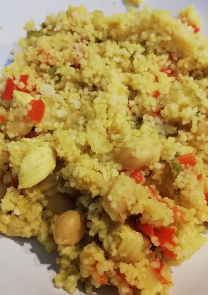 Una foto de Cous cous de pollo