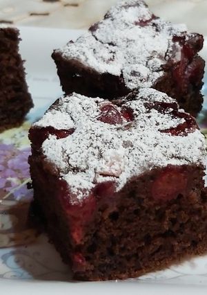 Csokis - meggyes gyors süti 🍒🍫 recept fotója