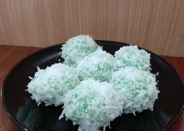 Siap Saji Klepon Pandan Yummy Mantul