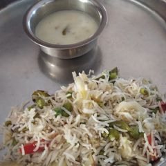 A picture of Vegetable pulao.