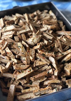 Hình của món Chả lụa chay (tàu hủ ky) kho.