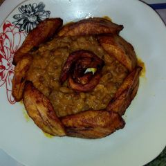 Fried Plantain and Beans A picture of Fried Plantain and Beans.
