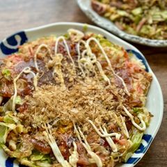 A picture of Japanese Squid Okonomiyaki Pancake.