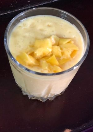 A picture of Mango shake.