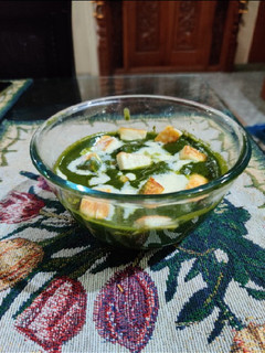 पालक पनीर सब्ज़ी (Palak paneer sabji recipe in Hindi) रेसिपी मुख्य फोटो