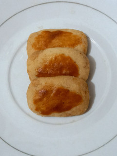 A picture of Biscuits with 3 ingredients.