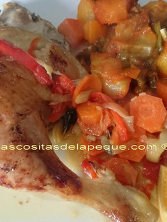 Una foto de Pollo asado con citricos y albahaca