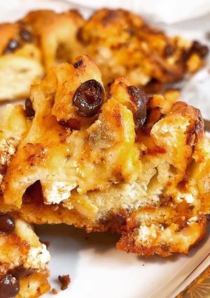 Φωτογραφία της συνταγής Αλμυρό brioche ψωμάκι γεμιστό με πέστο λιαστής ντομάτας, φέτα και ελιές 💯