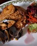 Paella Mixta con Mariscos🍤, Pollo🥠y Cerdo🥩