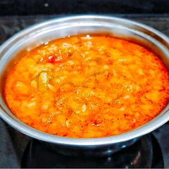 A picture of Tori Sabzi.