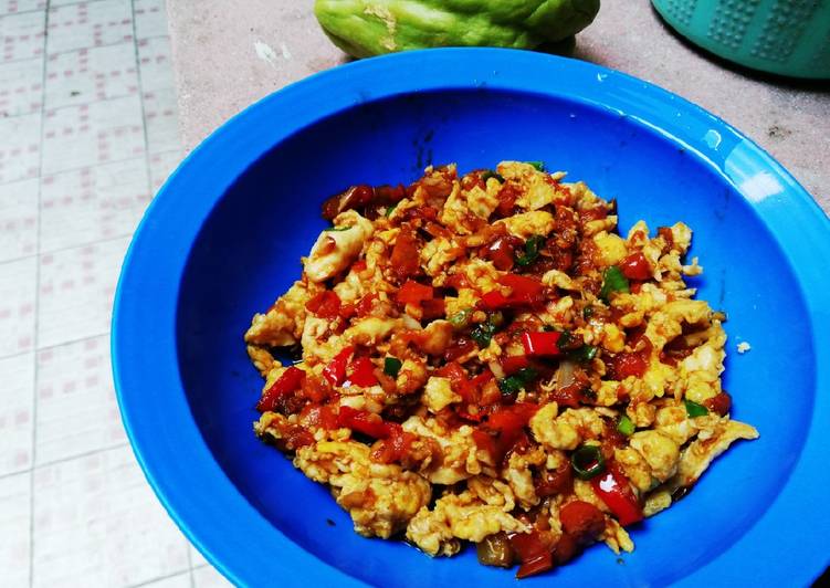 makanan FanGe Jau Tan = Tomat Tumis Telur 💓 Jadi, mengenyangkan