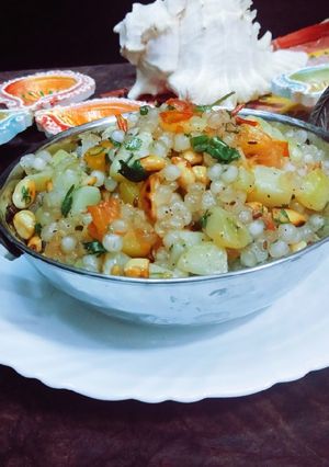 সাবুদানার খিচুড়ি(Sabudanqr khichuri recipe in Bengali) রেসিপির প্রধান ছবি
