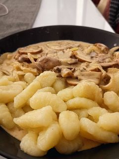 Gnocchi in Champignons-Sahne-Sauce Rezepthauptbild