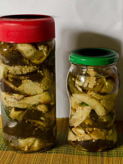 Una foto de Berenjenas en escabeche, a mi manera