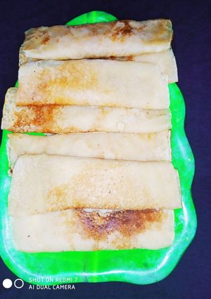 पितिशप्ता पिठा (Patishapta Pitha recipe in Hindi) रेसिपी मुख्य फोटो