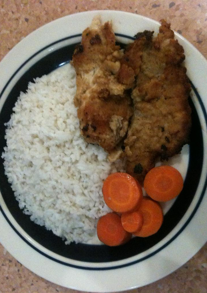 Una foto de Filetes de pescado empanado con crema