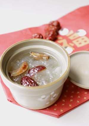 冰糖紅棗燕窩 的食譜成品照片