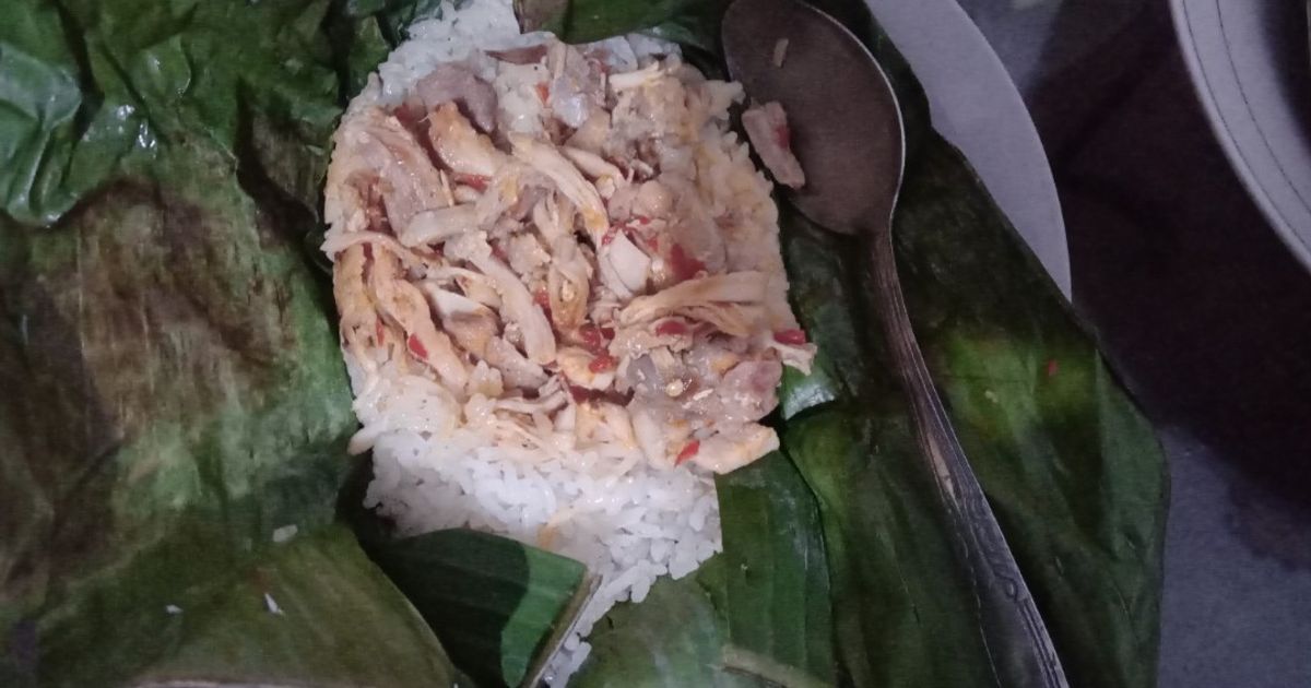 Nasi Liwet Bakar isi Ayam Pedas