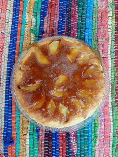 Una foto de Torta invertida de manzana